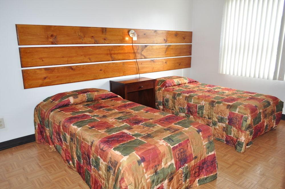 Mai'Ana Airport Plaza Apart otel Tamuning Dış mekan fotoğraf
